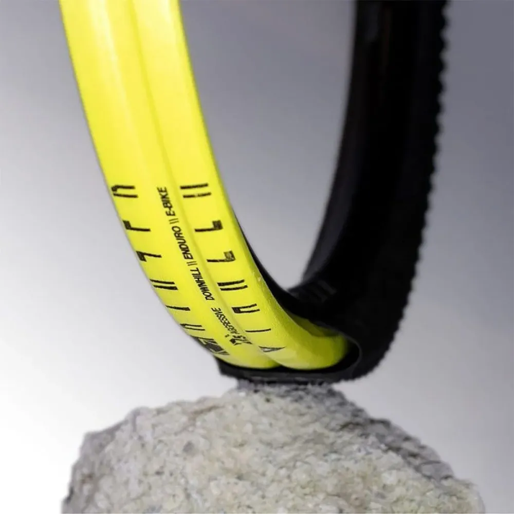 Anti Pinch Foam PANZER ENDURO GEN3C 29" 2,3"-2,6" / 25-30 mm