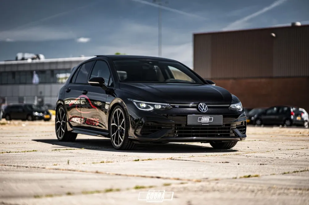 Cobra fjädringssänkningar VW Golf MK8 R 2.0 TSI -25/-25mm