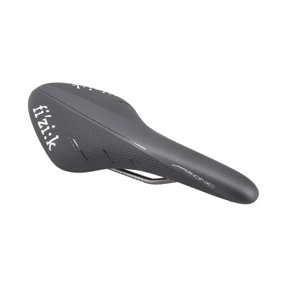 FIZIK ARIONE R3 LARGE Sadel Kium skenor Svart
