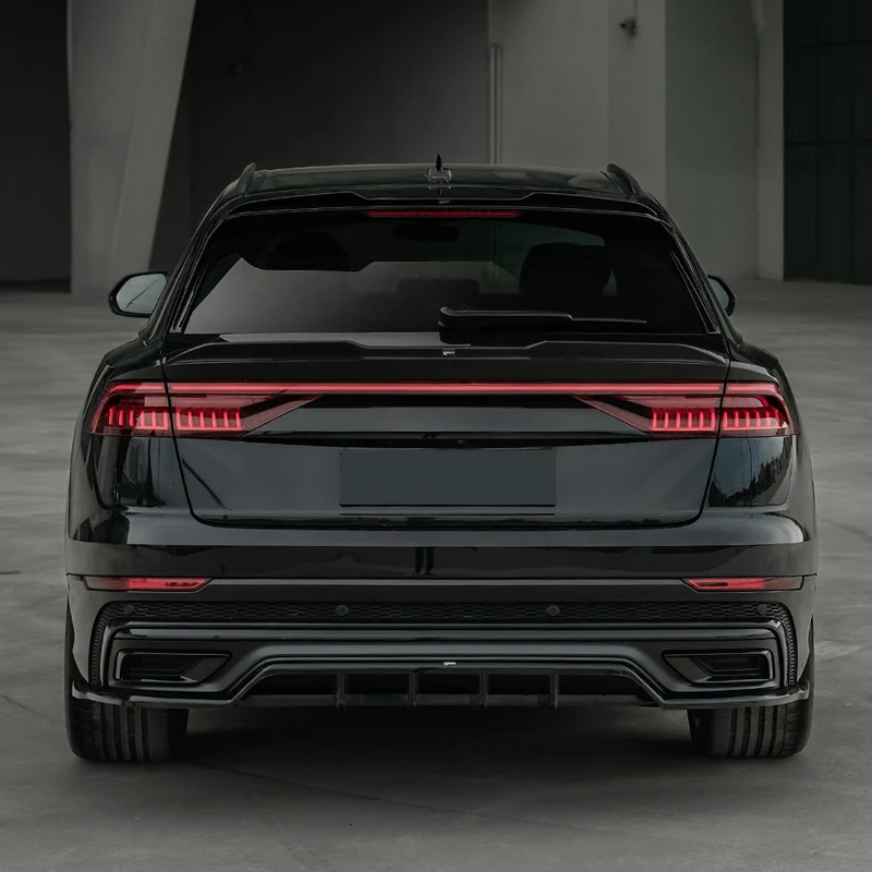 OneWay, Bagkofanger Skirt - Passer til Audi Q8 S-Line MK1 2018-2023 - Glossy Sort