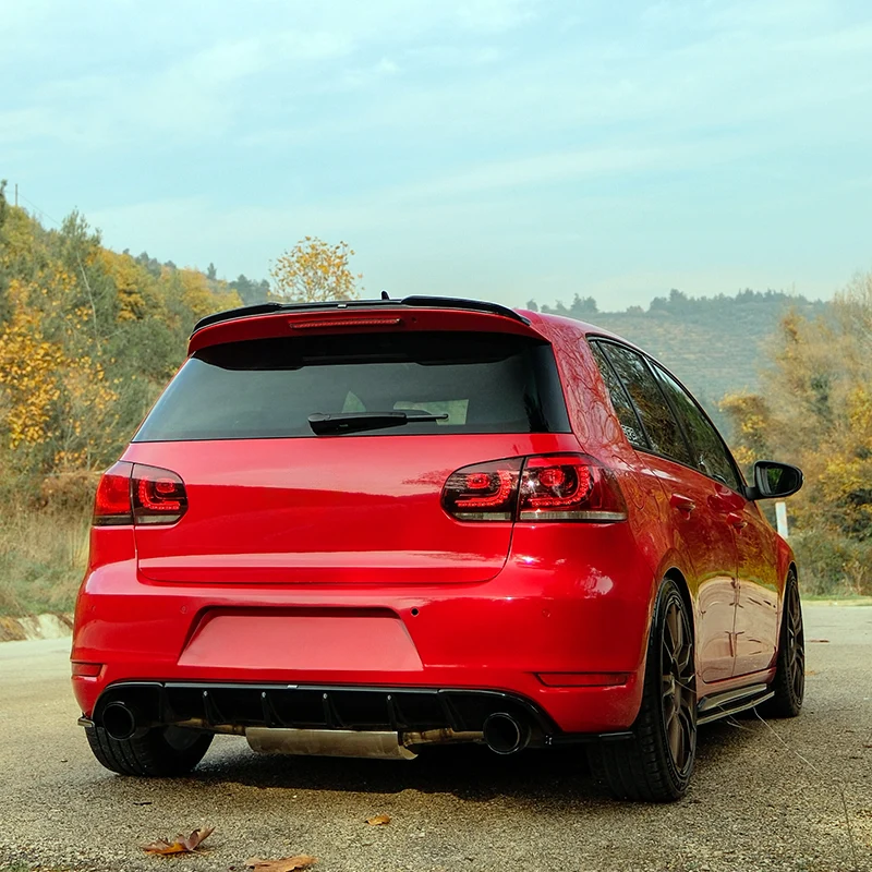 Oneway Roof Spoiler (Cap) suitable Volkswagen Golf VI GTi/GTD/R 2008-2012 - Gloss black
