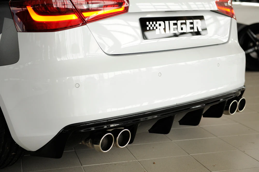Rieger bakre diffusorinsats (S3) Audi A3 8V Sportback - Högblank svart