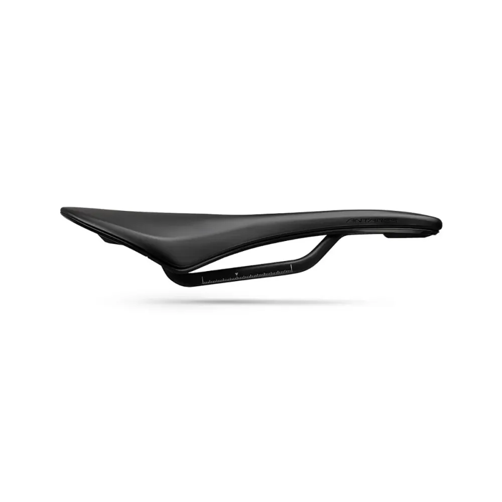 Sadel FIZIK VENTO ANTARES R1 150 mm kolfiberskena Svart