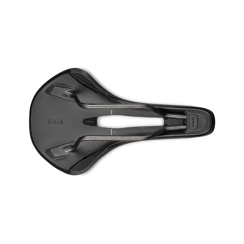 Sadel FIZIK VENTO ANTARES R1 150 mm kolfiberskena Svart