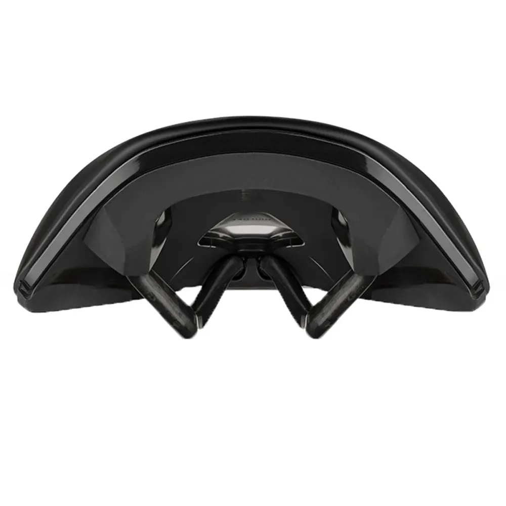 Sadel FIZIK VENTO ARGO R1 140 mm kolfiberskenor Svart