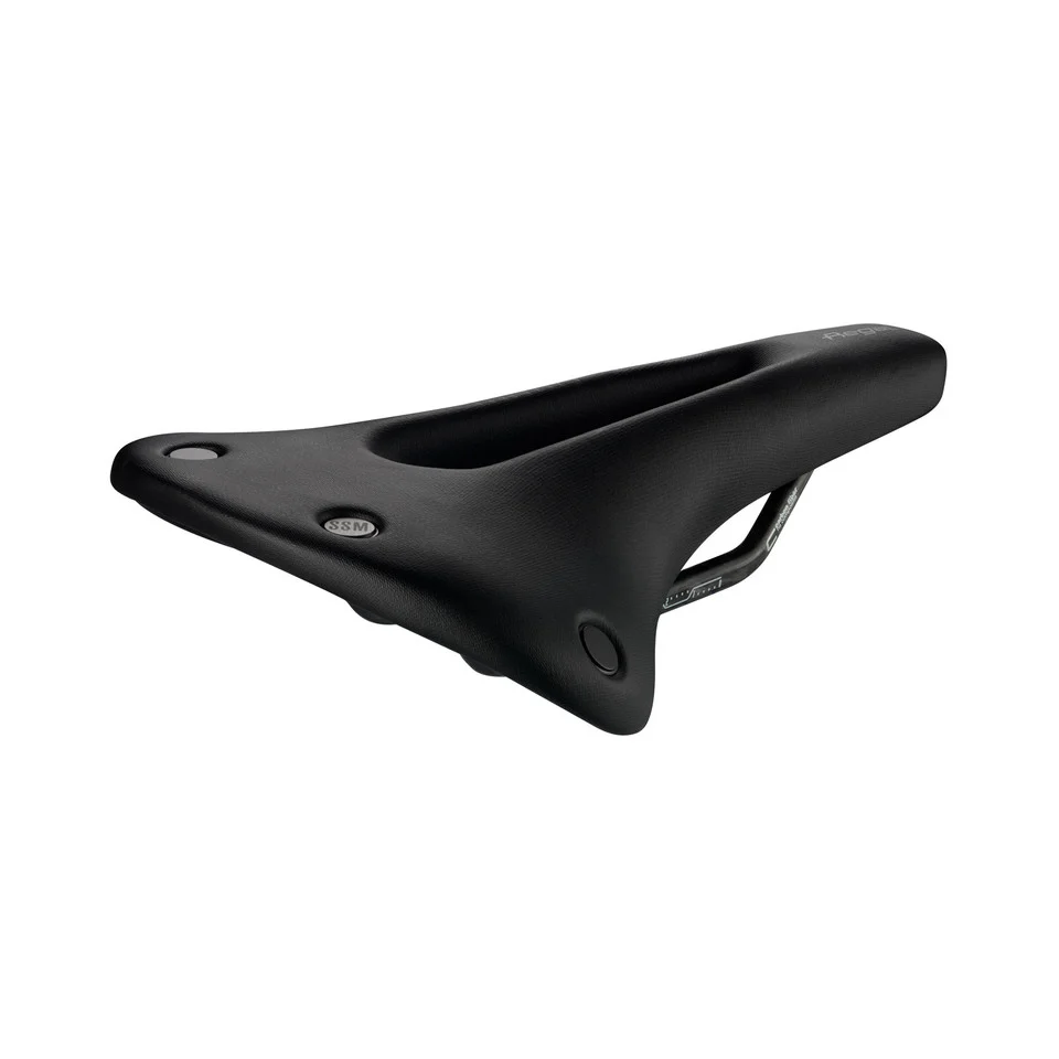 Sadel SAN MARCO REGAL SHORT OPEN-FIT CARBON FX L3 Bredd 165mm Kolfiberräcken
