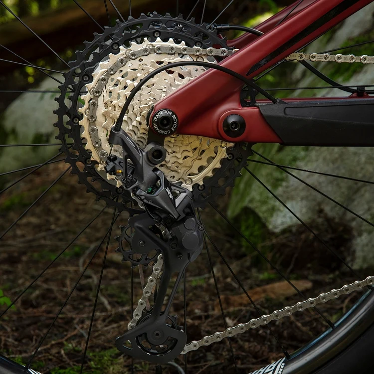 SHIMANO DEORE XT RD-M8100-SGS 12-växlad bakväxel med lång bur