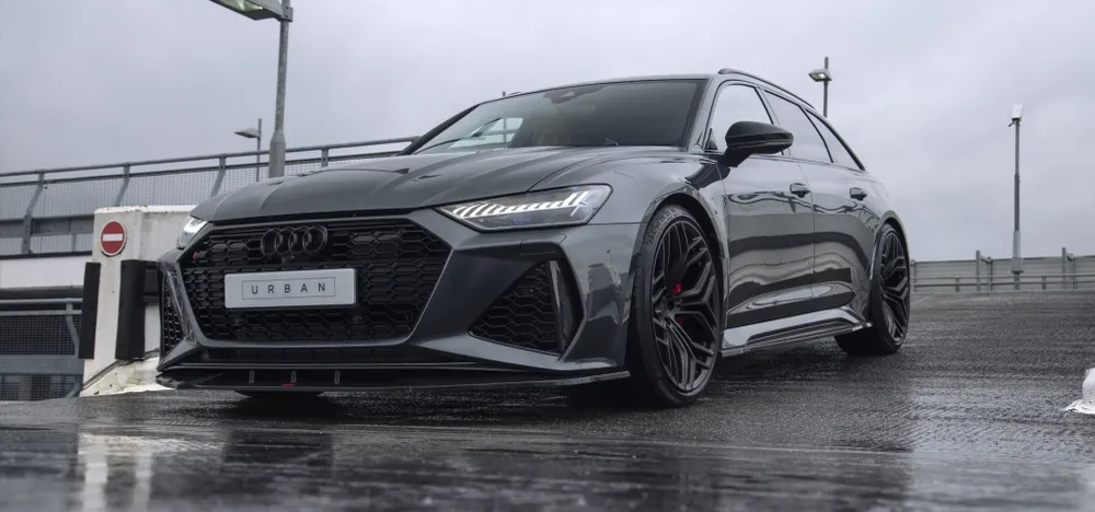 Urban Automotive kolfiberdiffusor sidokjol Audi RS6 C8