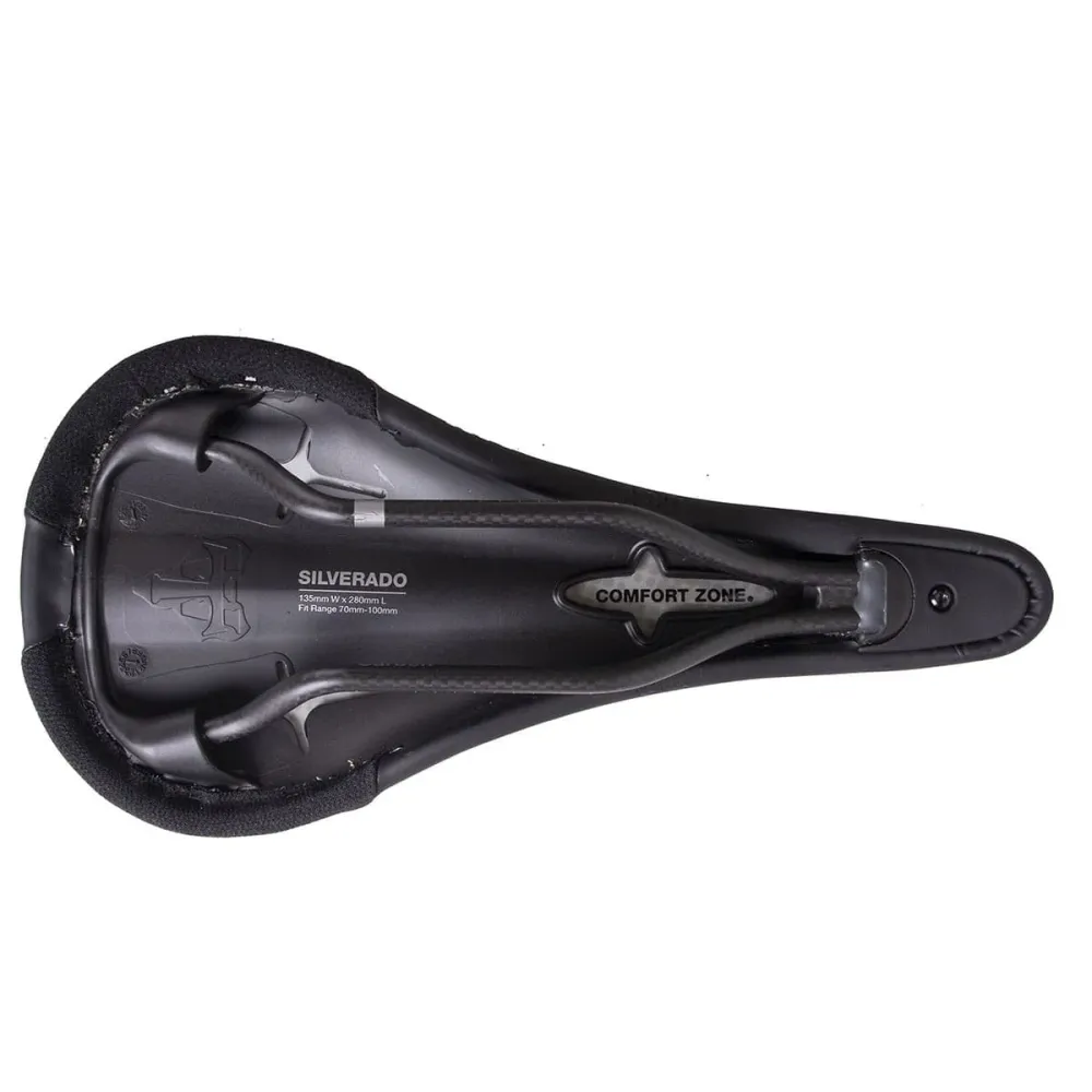 WTB VOLT 135 mm sadel Kolfiberskenor Svart
