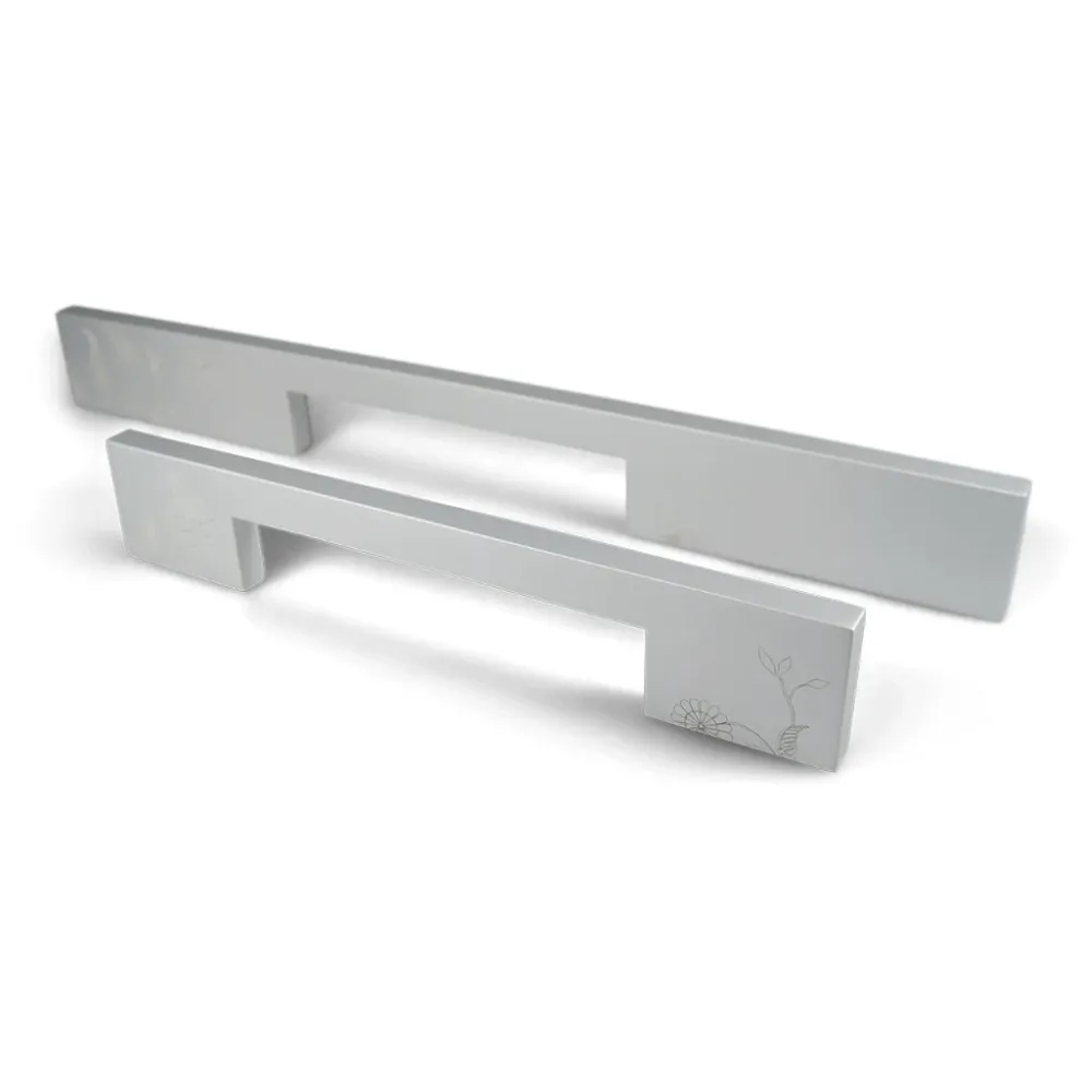 Dyssegård • Handtag med mönster i ytbehandlat aluminium 128