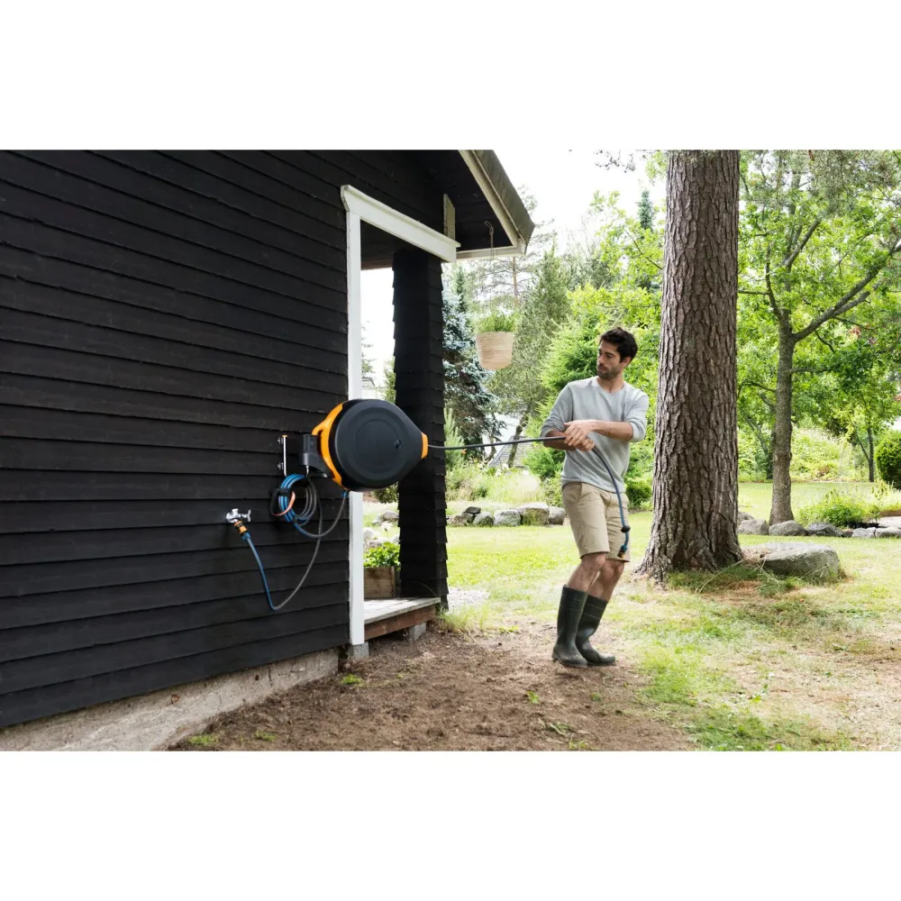 Fiskars Väggfäste till Waterwheel XL