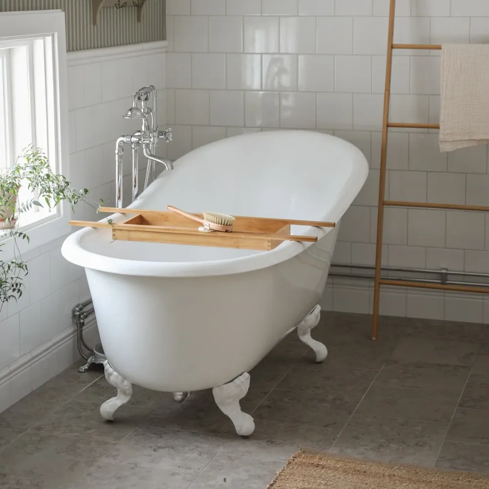 Gjutjärnsbadkar Versailles 137 cm