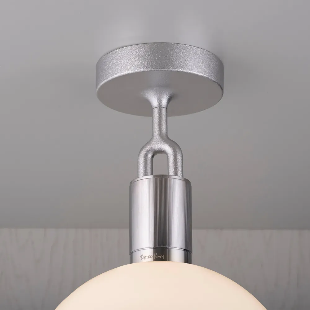 Forked Ceiling Globe Large taklampa, opalglas och stål • Buster + Punch