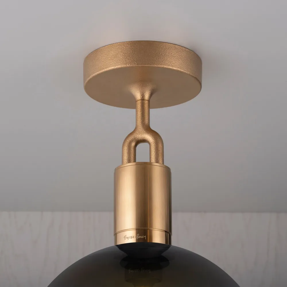 Forked Ceiling Globe Large taklampa, rökfärgat glas och warm alloy • Buster + Punch
