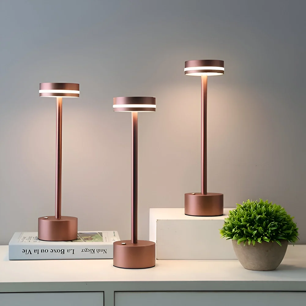 Mantle Touch Lampa - On--go, uppladdningsbar Bordslampa - Dimbar belysning Svart