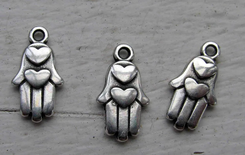 Berlock Silverfärgad - Hamsa med Hjärta set om tre