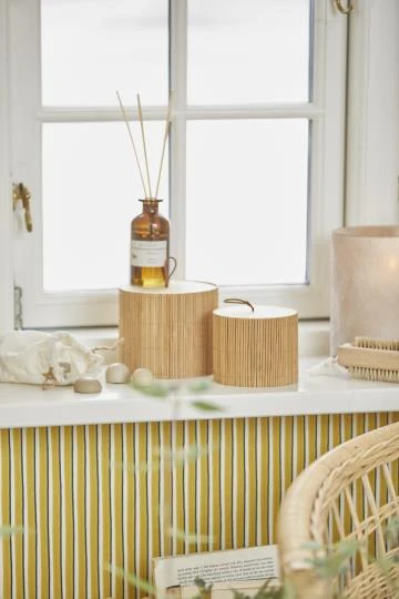 Burk BAMBU med lock Compatible Smart Home