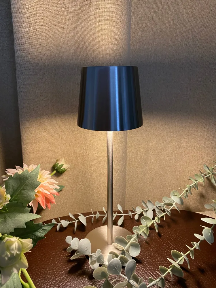 Bordslampa med touch i metallgrå 27,5 cm