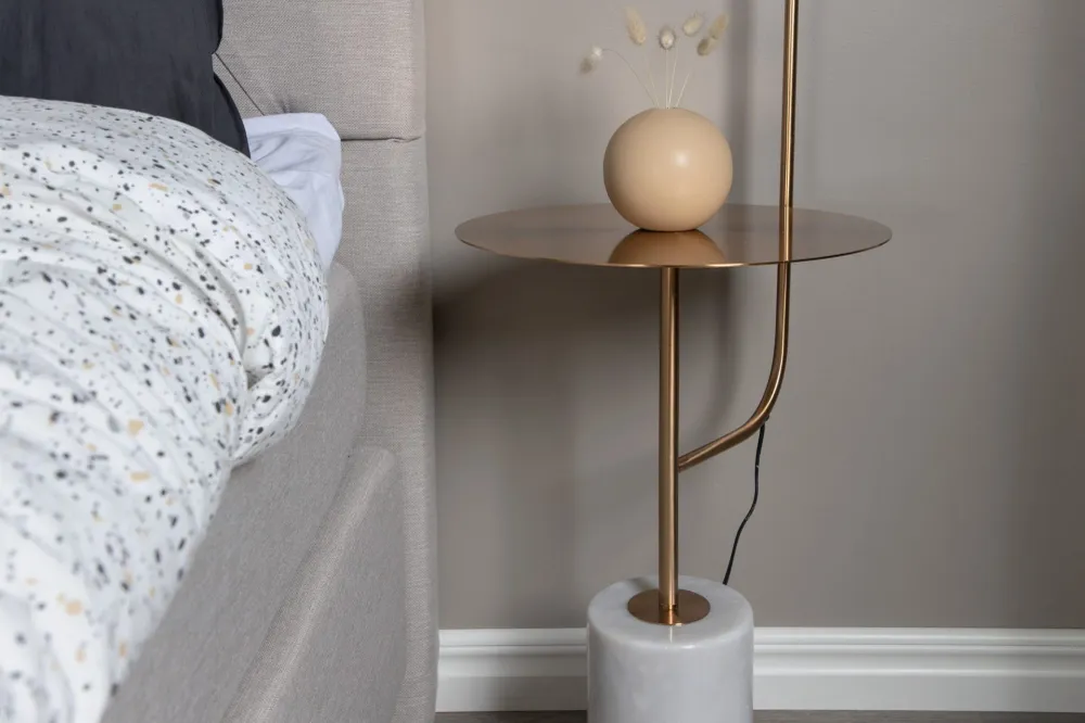 Bordslampa Venture Home Vega 3-Year Service Plan