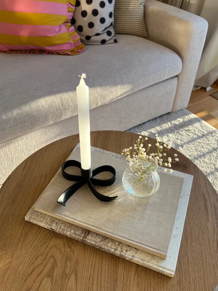 Ljusstake rosett rymlig