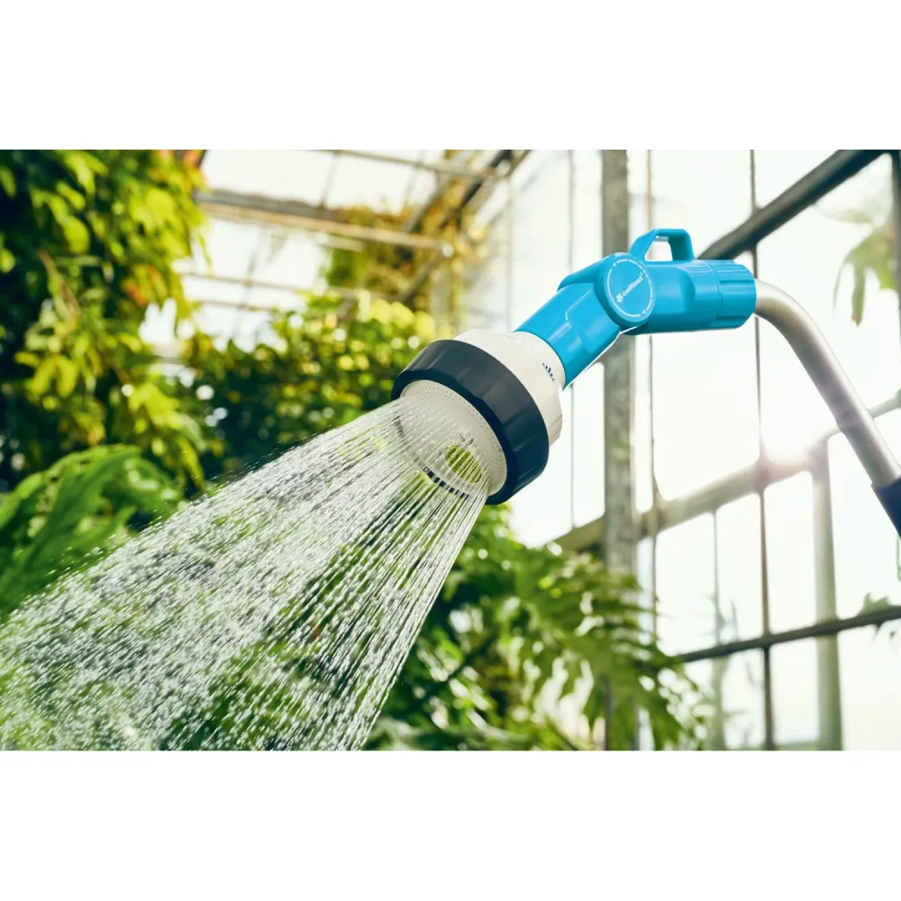 Safety Rated Cellfast Ergo Adjustable 4-Function Water Lance delivers versatile and ergonomic watering four functions.